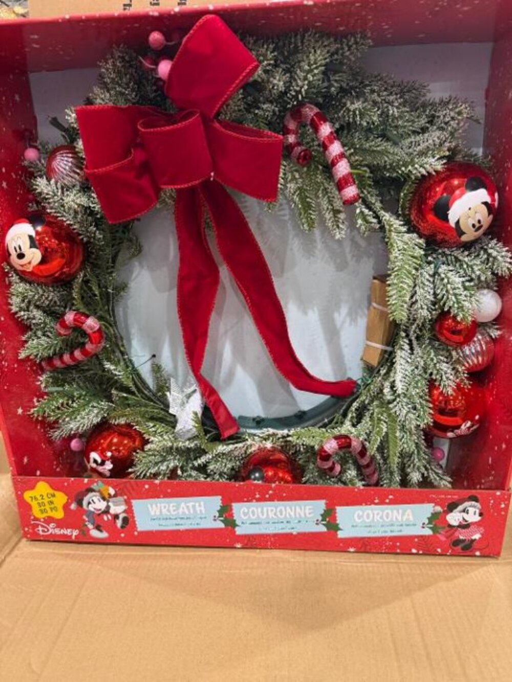New 30" Disney Mickey and Minnie Flocked Pre-Lit LED Wreath
